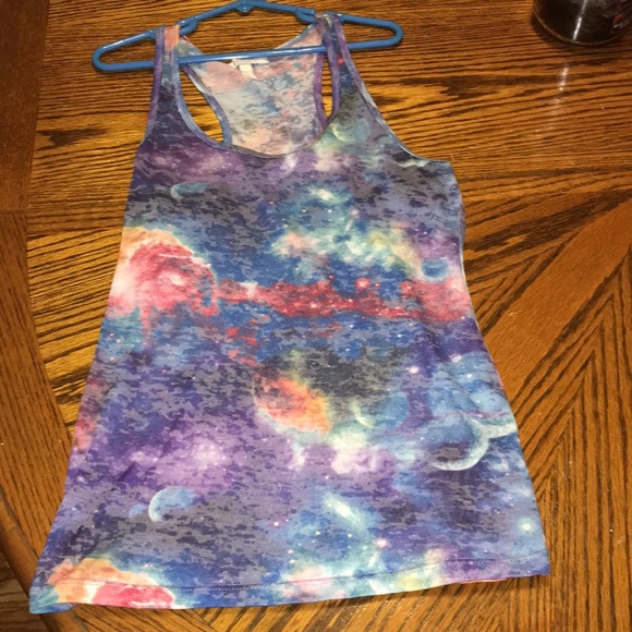 dELiA*s Space Themed Tank Top 🚀 - Picture 2 of 5